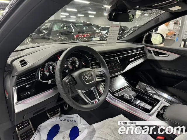 Audi Q8 50 TDI quattro Premium — Фото автомобиля 9
