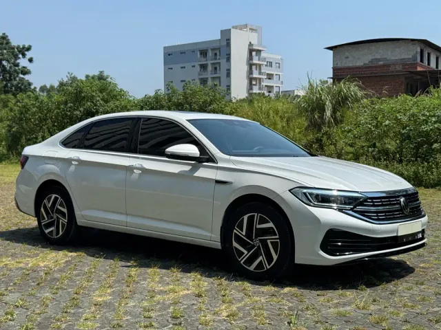 Volkswagen Sagitar — Фото автомобиля 3
