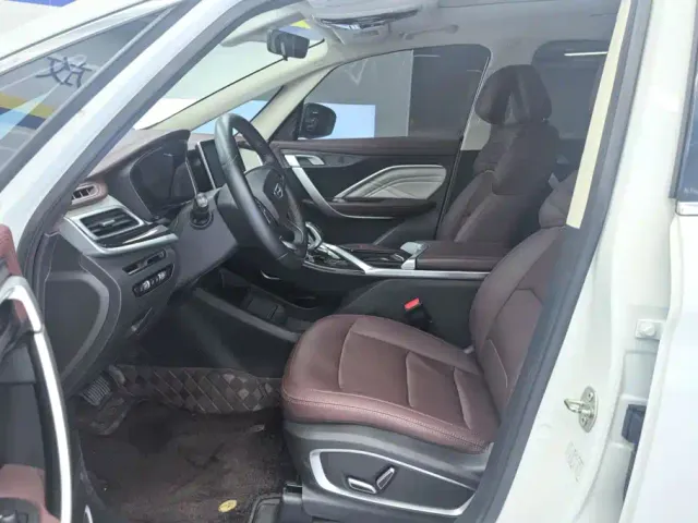 Geely Jiaji — Фото автомобиля 9