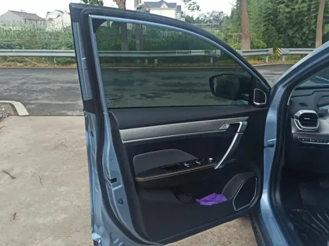 Geely Binyue — Фото автомобиля 7