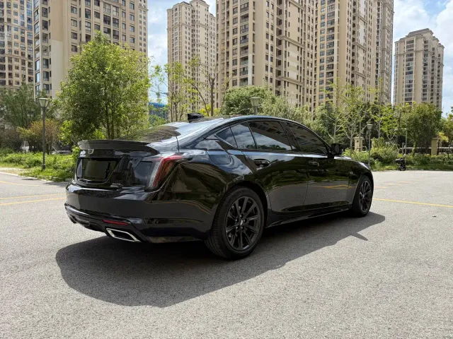 Cadillac CT5 — Фото автомобиля 4