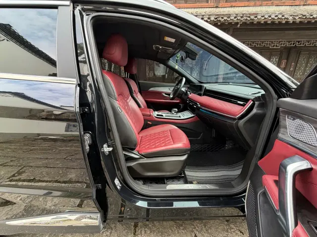 Jetour X70 Plus — Фото автомобиля 15