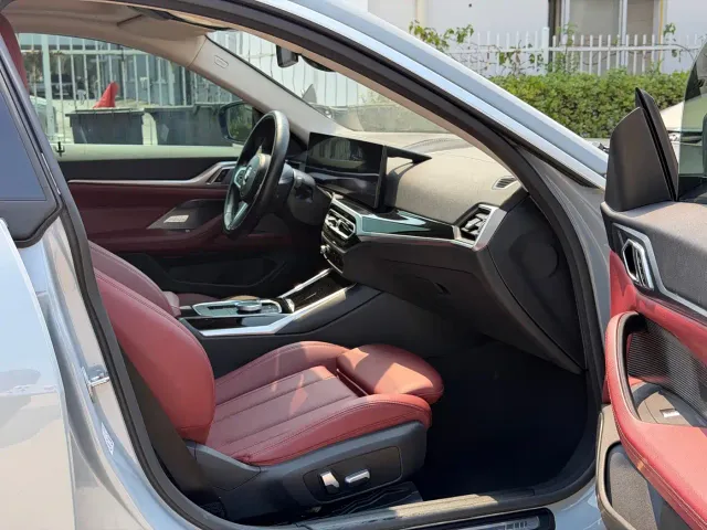 BMW i4 — Фото автомобиля 8