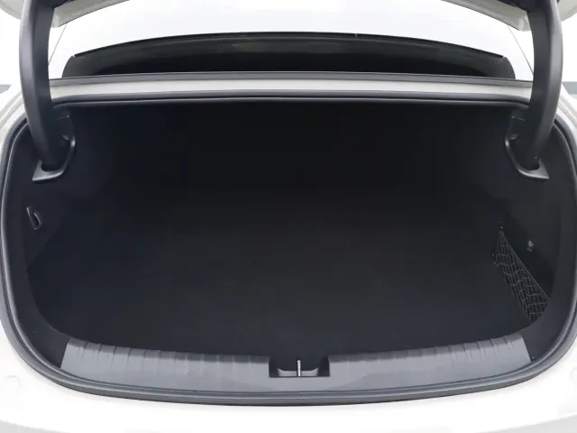 Xiaomi SU7 — Фото автомобиля 19