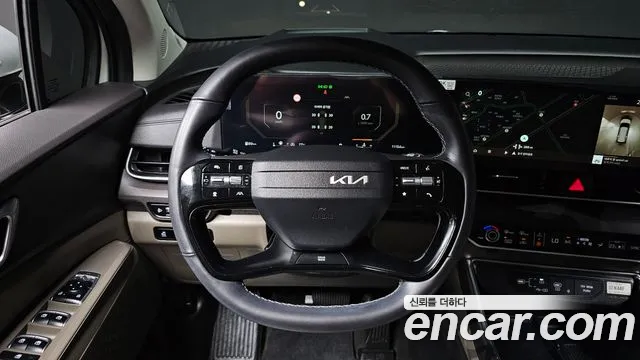 Kia Carnival — Фото автомобиля 12