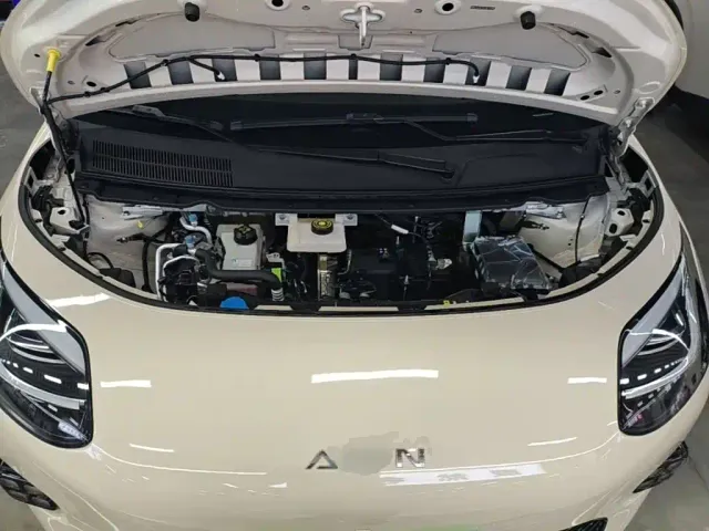 GAC Aion UT — Фото автомобиля 19
