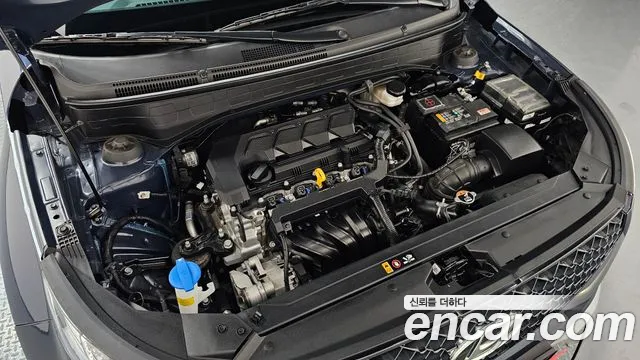 Hyundai Venue — Фото автомобиля 6