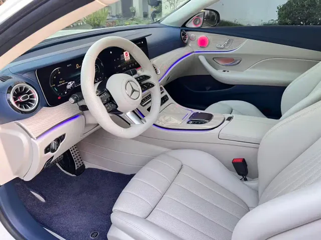 Mercedes-Benz E-Class — Фото автомобиля 5