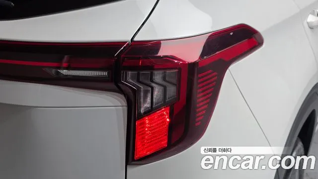 Kia Seltos New — Фото автомобиля 23