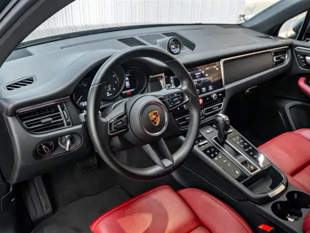 Porsche Macan — Фото автомобиля 24