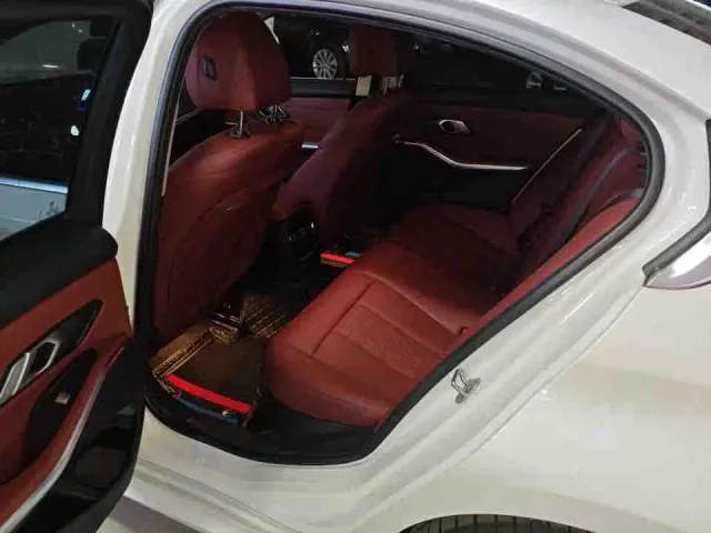BMW 3 Series — Фото автомобиля 7