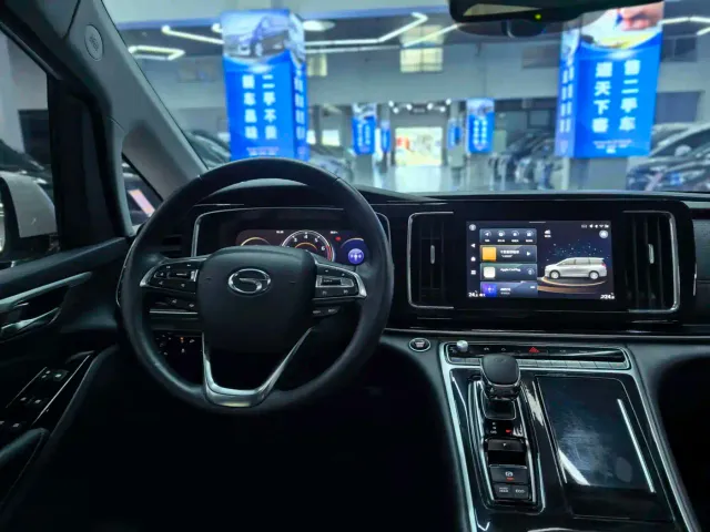 GAC Trumpchi M8 — Фото автомобиля 13