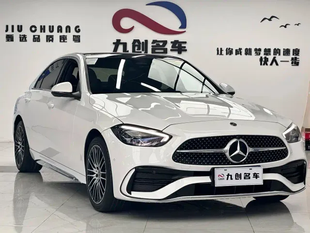 Mercedes-Benz C-Class — Фото автомобиля 3
