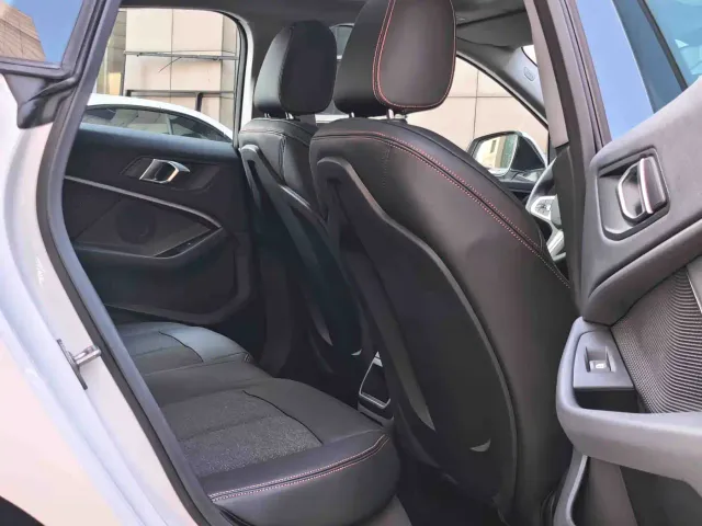 BMW 2 Series — Фото автомобиля 5