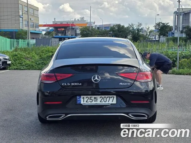 Mercedes-Benz CLS-Class — Фото автомобиля 3