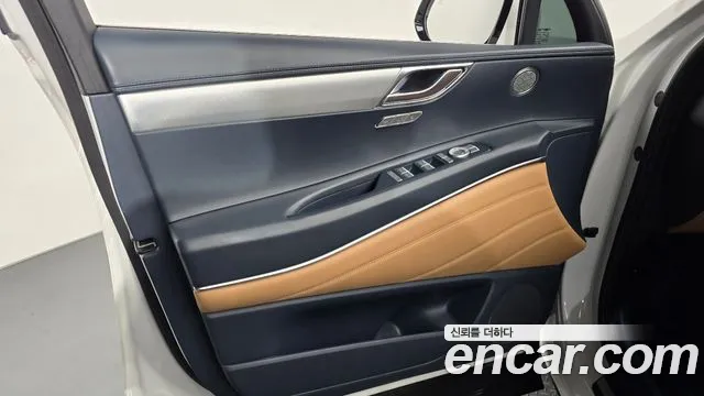 Genesis GV80 2.5T Бензин AWD — Фото автомобиля 20