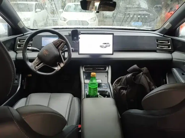 BYD Qin L — Фото автомобиля 5