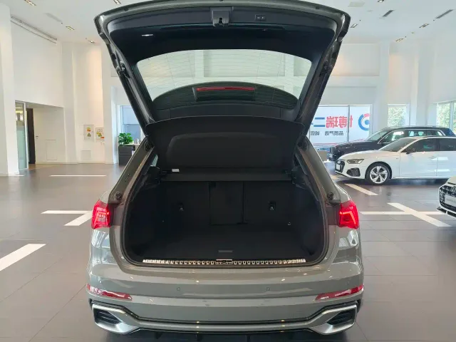 Audi Q3 — Фото автомобиля 18