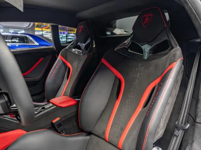 Lamborghini Huracan — Фото автомобиля 8