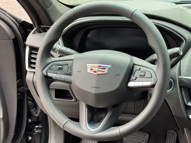 Cadillac CT5 — Фото автомобиля 11
