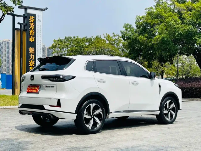 Changan Changan CS55 PLUS 2024 3rd Generation 1.5T DCT Premium — Фото автомобиля 15