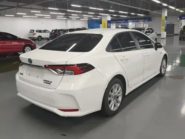 Toyota Corolla — Фото автомобиля 3