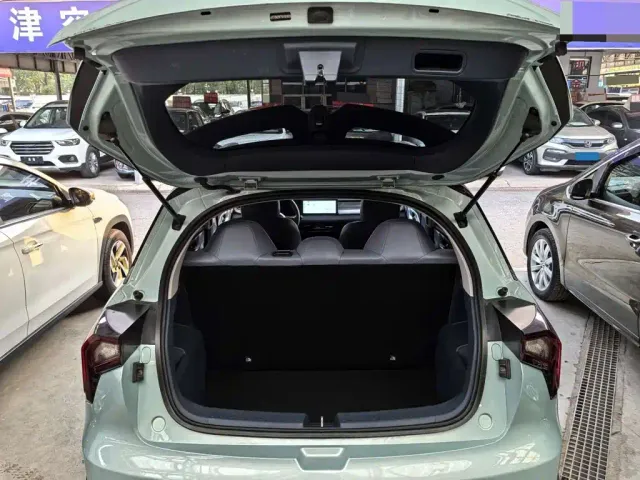 Geely Geometry E Firefly — Фото автомобиля 12