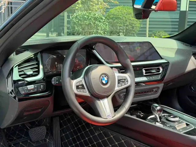 BMW Z4 — Фото автомобиля 9