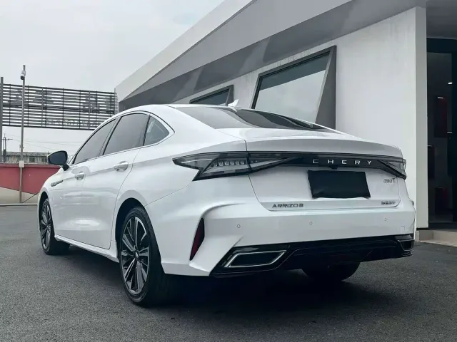 Chery Arrizo 8 — Фото автомобиля 9
