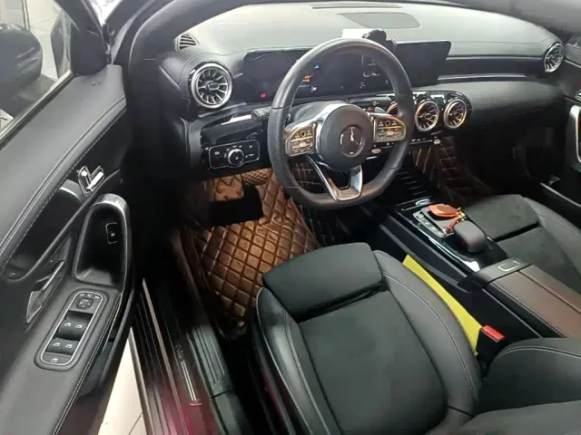 Mercedes-Benz A-Class — Фото автомобиля 15