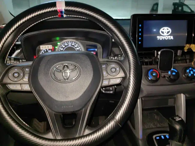 Toyota Corolla Cross — Фото автомобиля 12