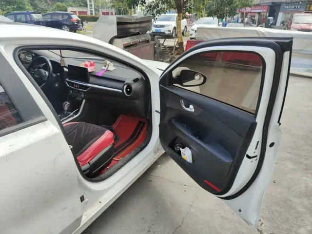 Kia K3 — Фото автомобиля 17