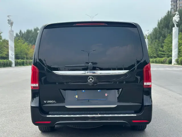 Mercedes-Benz V-Class — Фото автомобиля 5