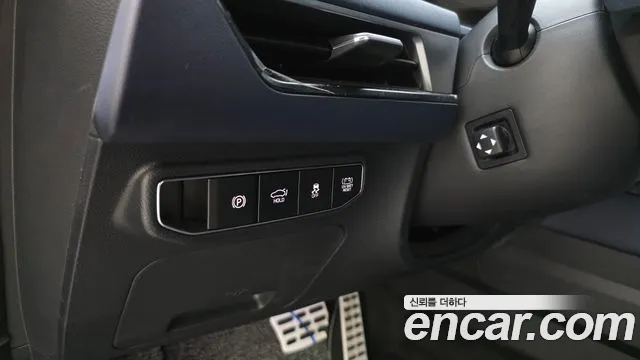 Kia K8 (New) Hybrid — Фото автомобиля 20