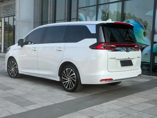 GAC Trumpchi M6 — Фото автомобиля 9