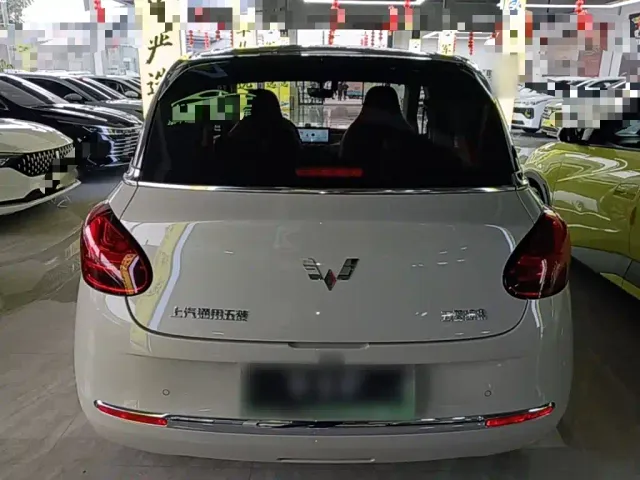 Wuling Bingo — Фото автомобиля 5