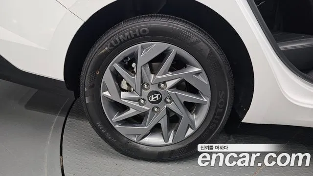 Hyundai Avante CN7 — Фото автомобиля 5