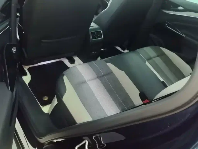 Volkswagen ID.4 Crozz — Фото автомобиля 16