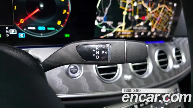 Mercedes-Benz E-Class W213 — Фото автомобиля 12