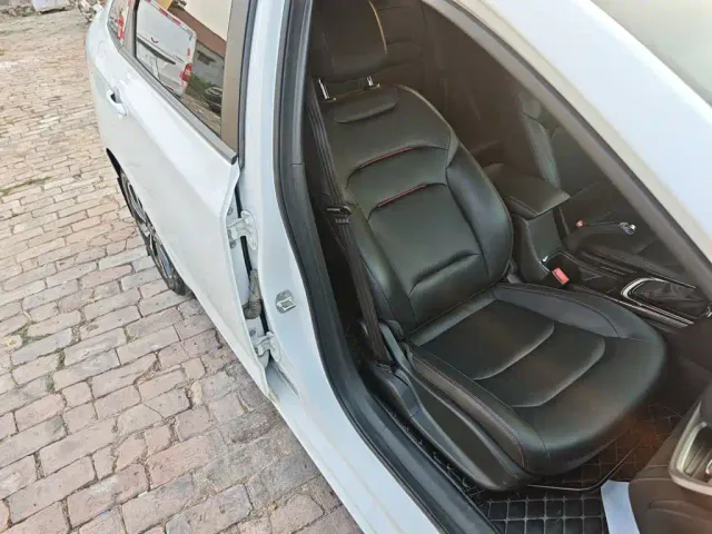 Chevrolet Monza — Фото автомобиля 24