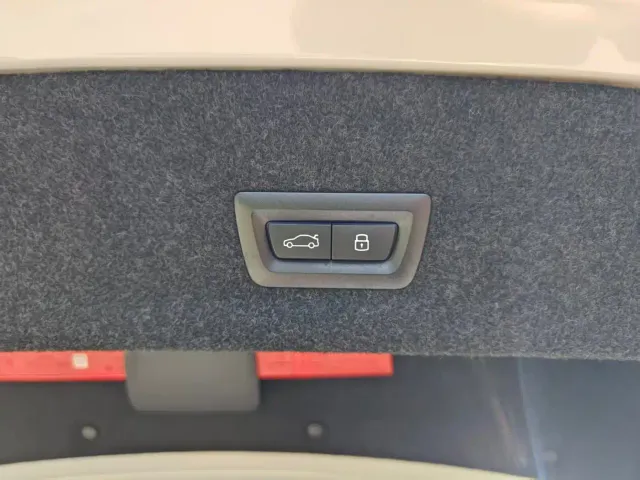 BMW 3 Series — Фото автомобиля 18