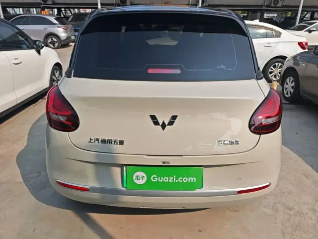 Wuling Bingo — Фото автомобиля 3