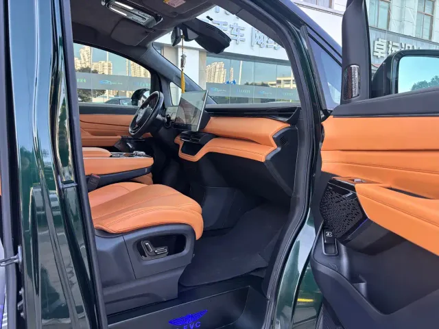 Geely Yizhen L380 — Фото автомобиля 18