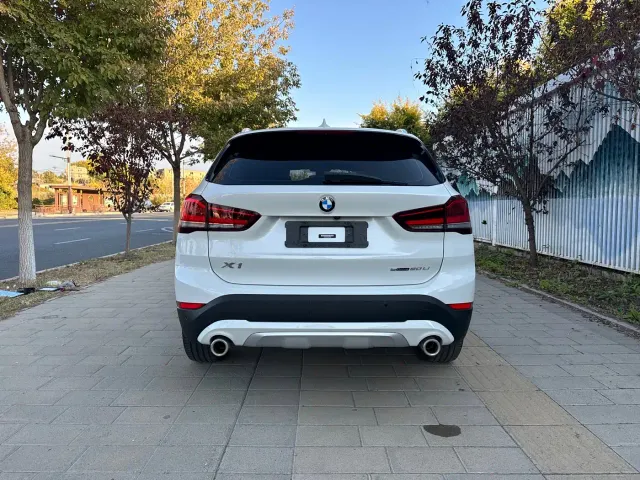 BMW X1 — Фото автомобиля 7
