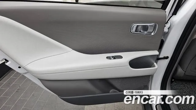 Hyundai Ioniq6 Long Range AWD — Фото автомобиля 19