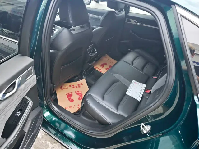 Geely Xingrui — Фото автомобиля 11