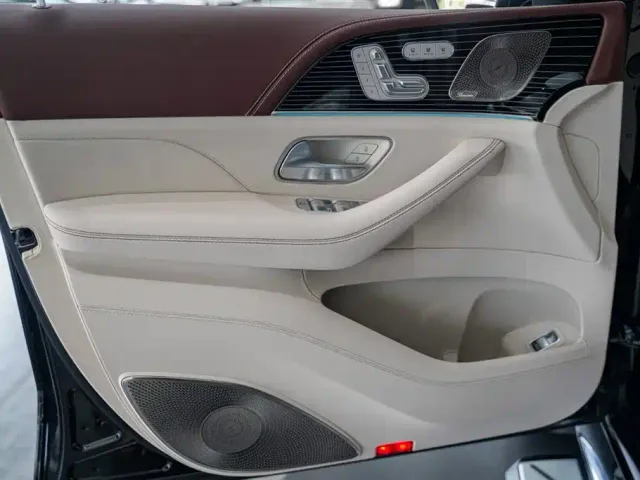 Mercedes-Benz Maybach GLS — Фото автомобиля 11