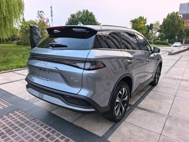 BYD Seal 05 DM-i — Фото автомобиля 6