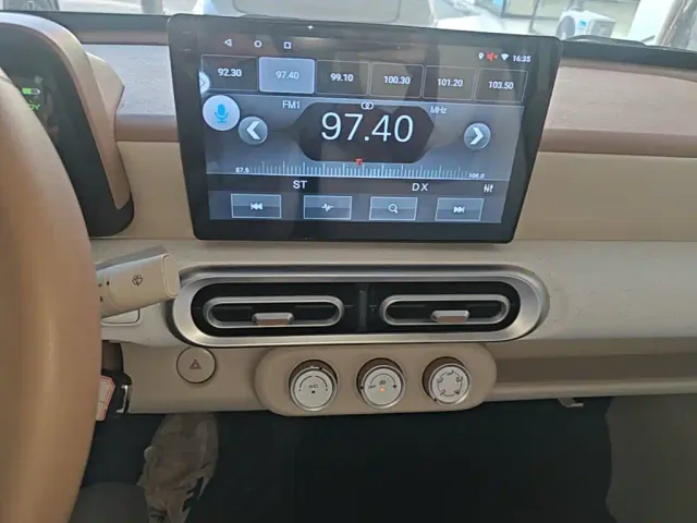 Wuling Hongguang Mini EV — Фото автомобиля 12