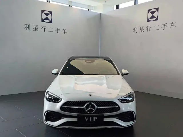 Mercedes-Benz C-Class — Фото автомобиля 2